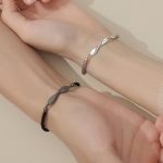 Браслеты неразлучники для подруг
