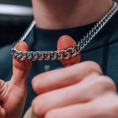 Стильная мужская цепь на шею
