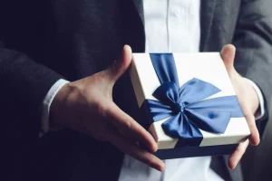 Подарок бывшего